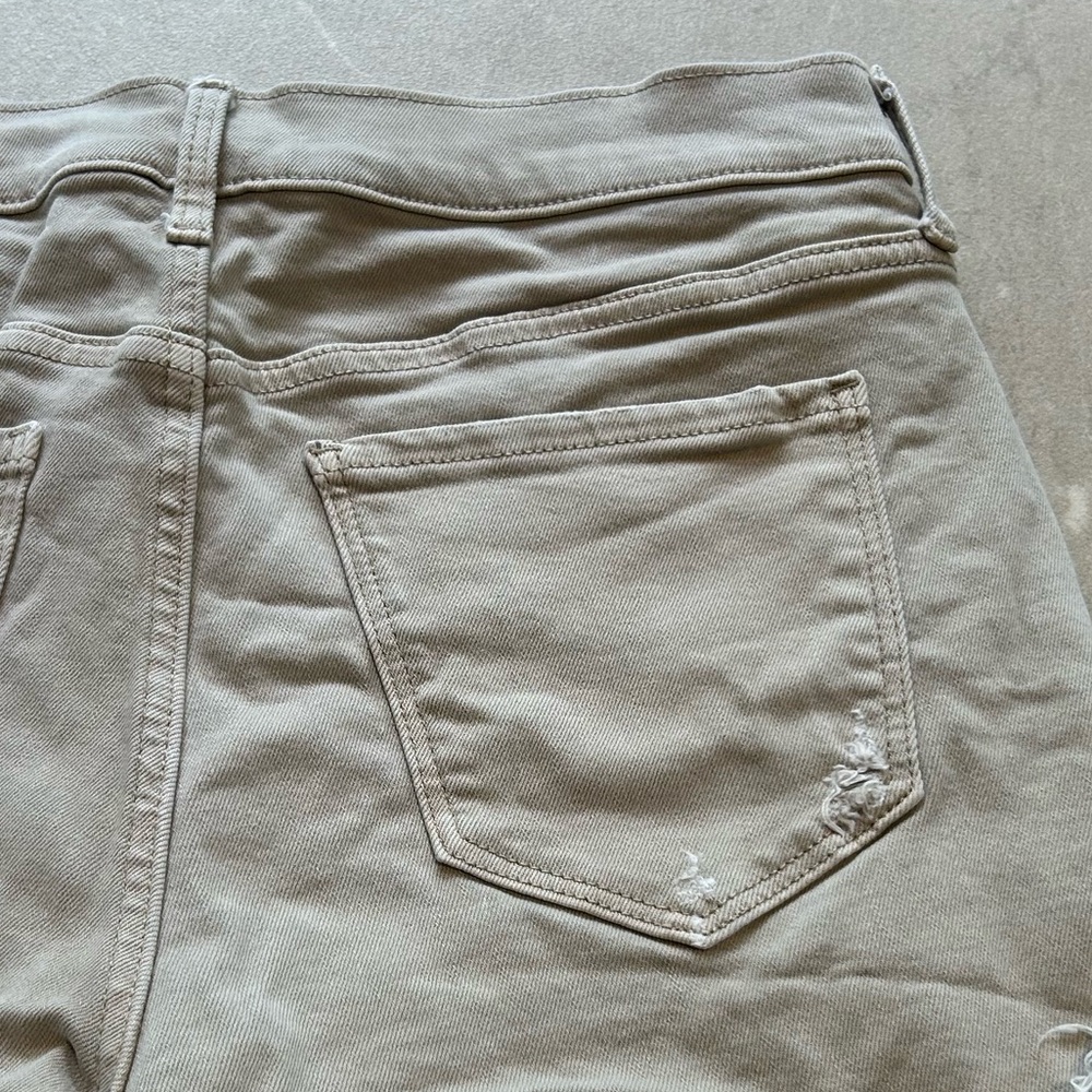 Distressed Mid Rise Boyfriend Gray Jean Shorts - Picture 8 of 8